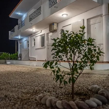 Eva's Hotel 2*