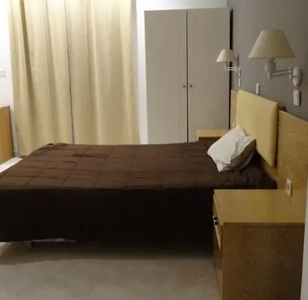 Eva's Hotel 2*